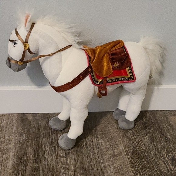 maximus plush